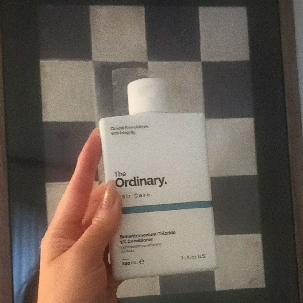 The Ordinary Behentrimonium Chloride 2% Conditioner - Picture 2 of 2